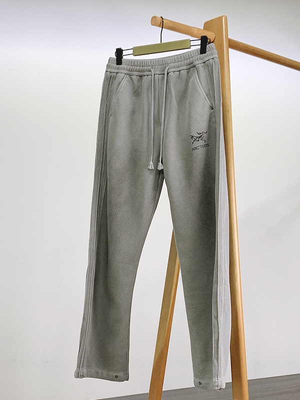 Arc'teryx Arc'teryx, photo 1