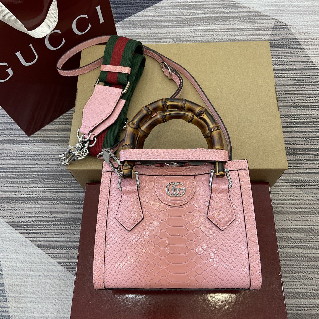 Bag G, photo 1