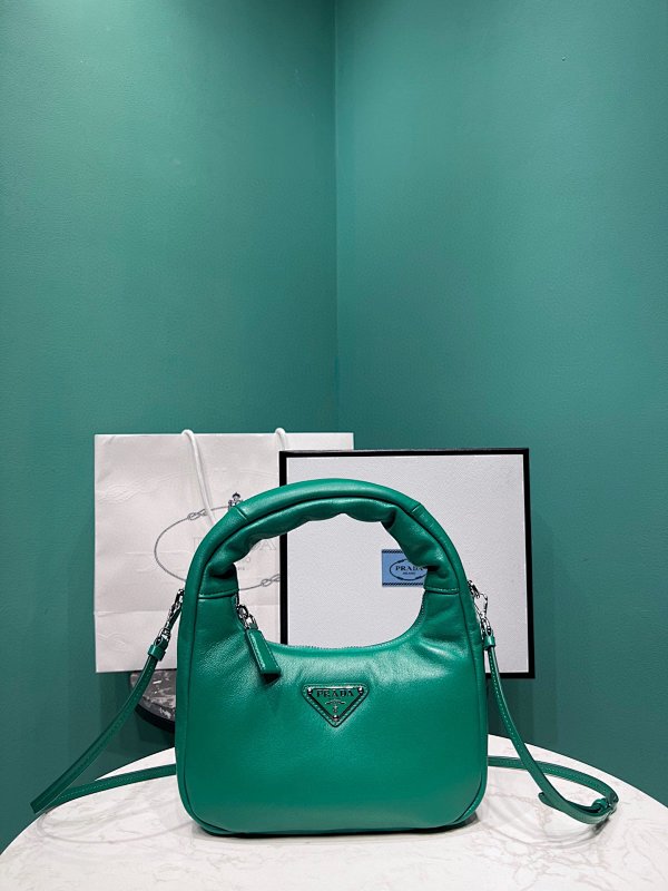 Bag P, photo 1