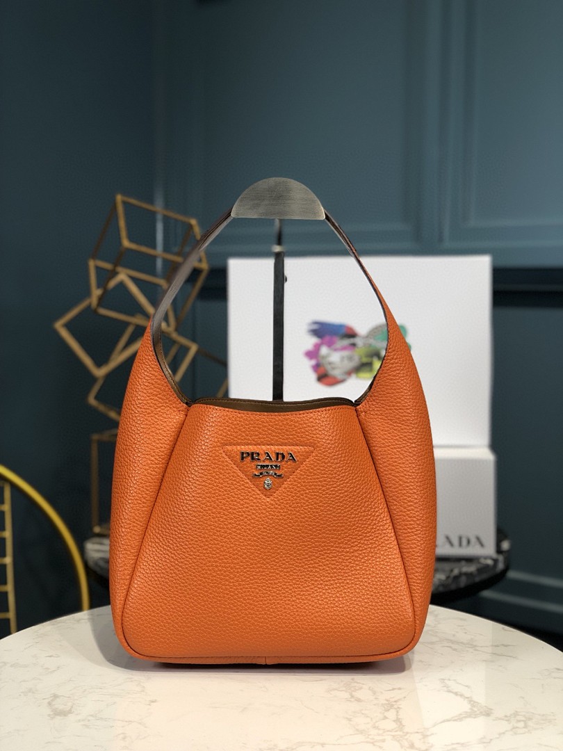 Bag P, photo 1