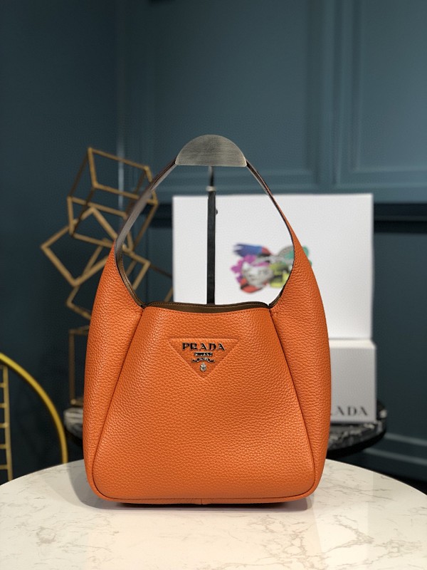 Bag P, photo 1