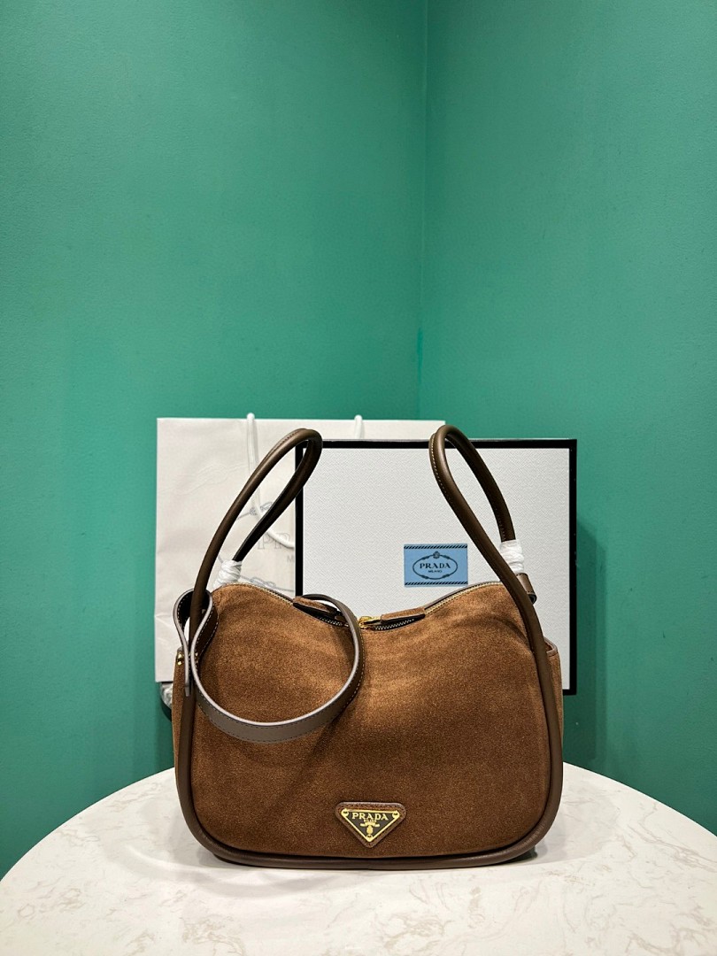Bag P, photo 1