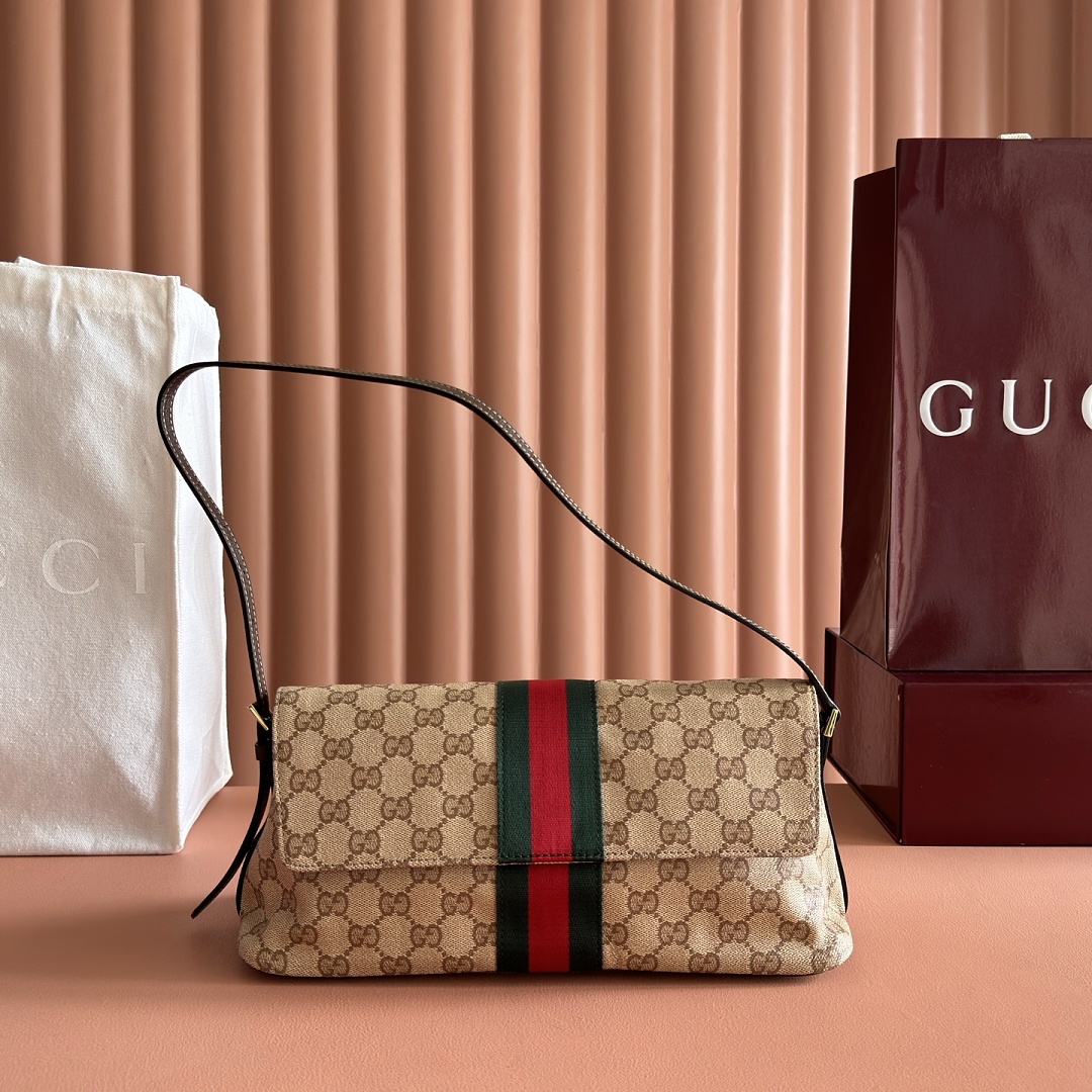 Bag G, photo 1