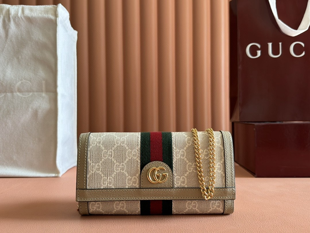 Bag G, photo 1