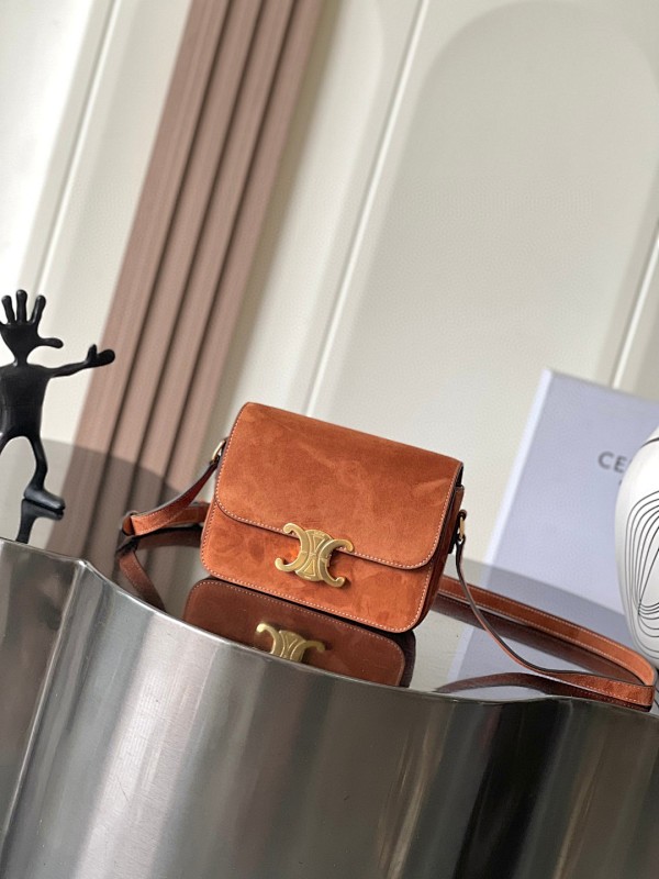 Bag C, photo 1