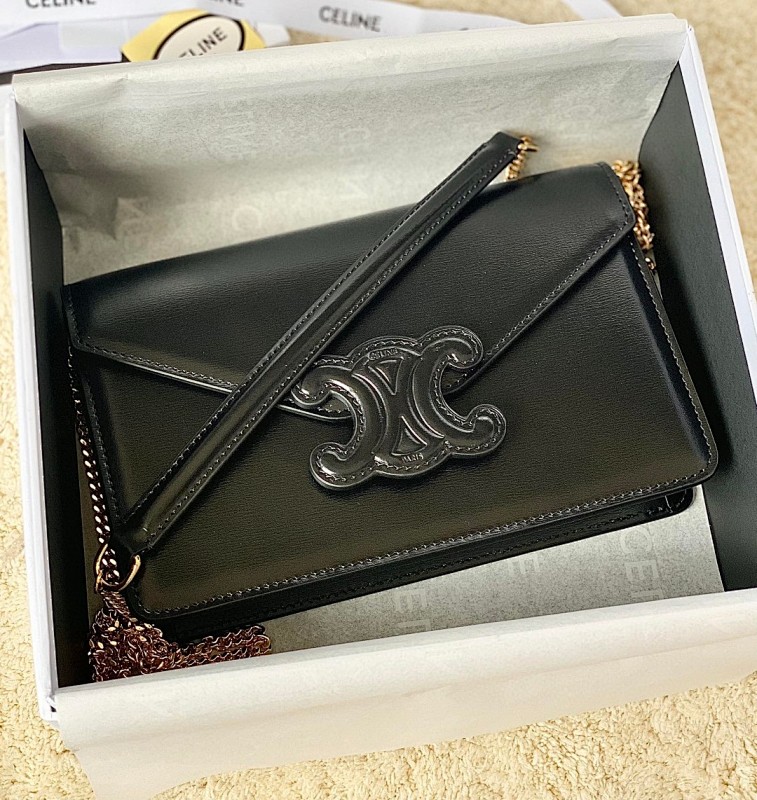 Bag C, photo 1
