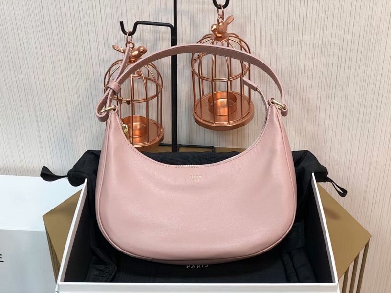 Bag C, photo 1