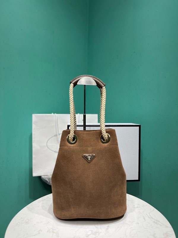Bag P, photo 1