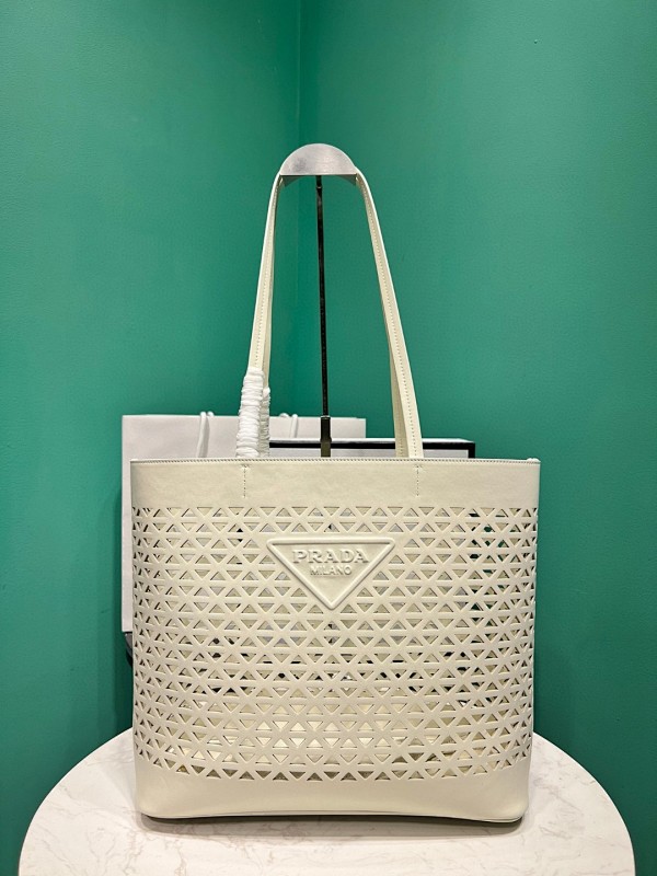 Bag P, photo 1