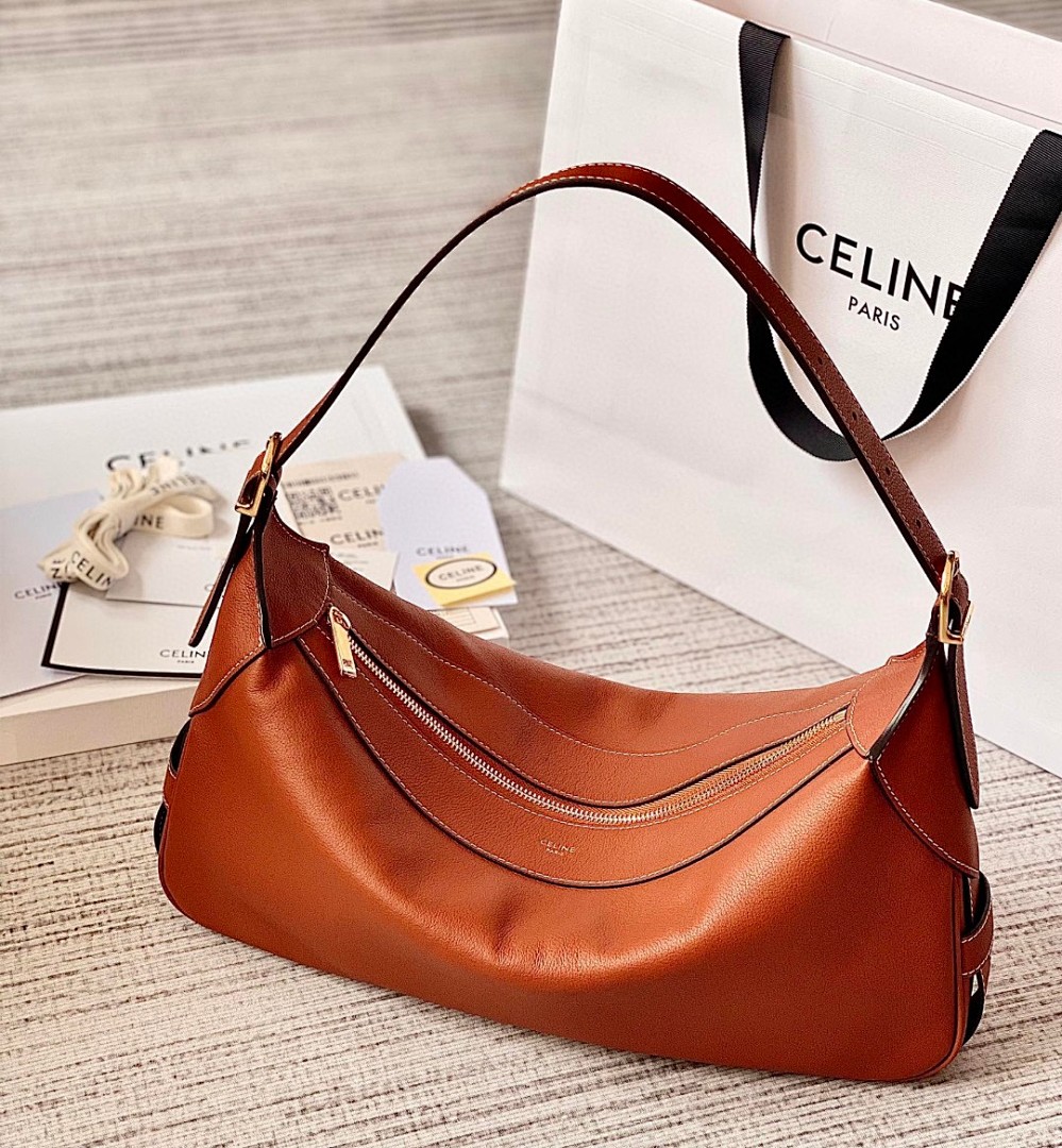 Bag C, photo 1