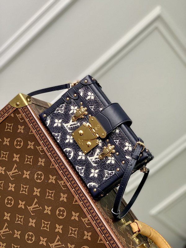Bag L, photo 1
