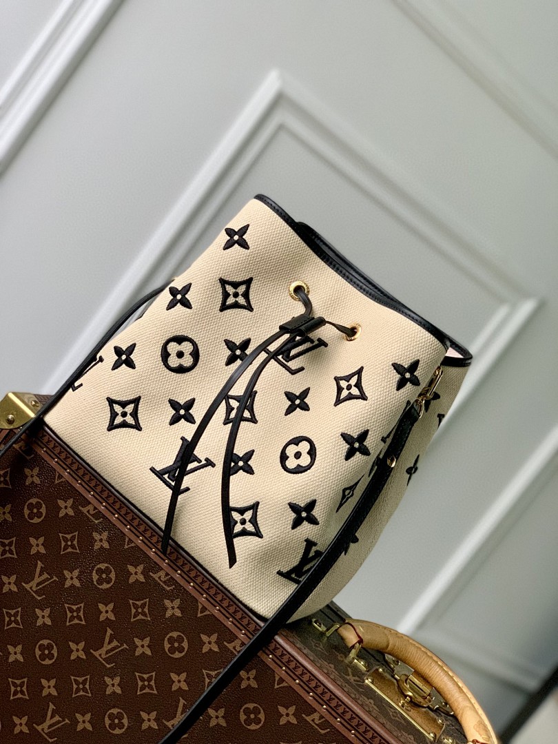 Bag L, photo 1