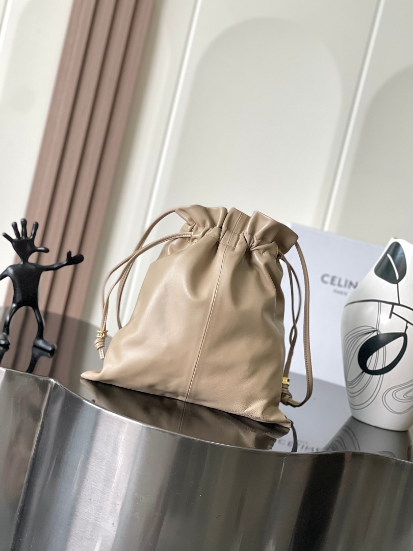 Bag C, photo 1