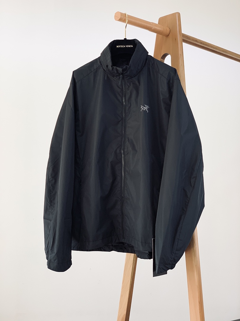 Arc'teryx Arc'teryx, photo 1