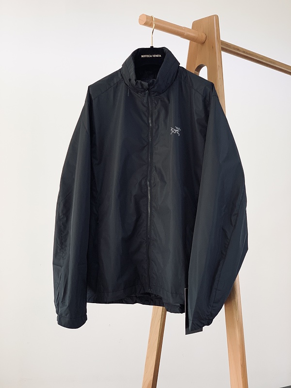 Arc'teryx Arc'teryx, photo 1