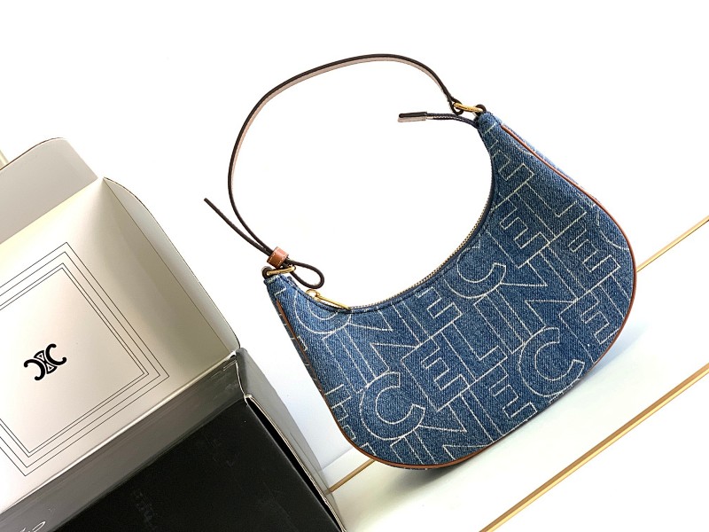 Bag C, photo 1