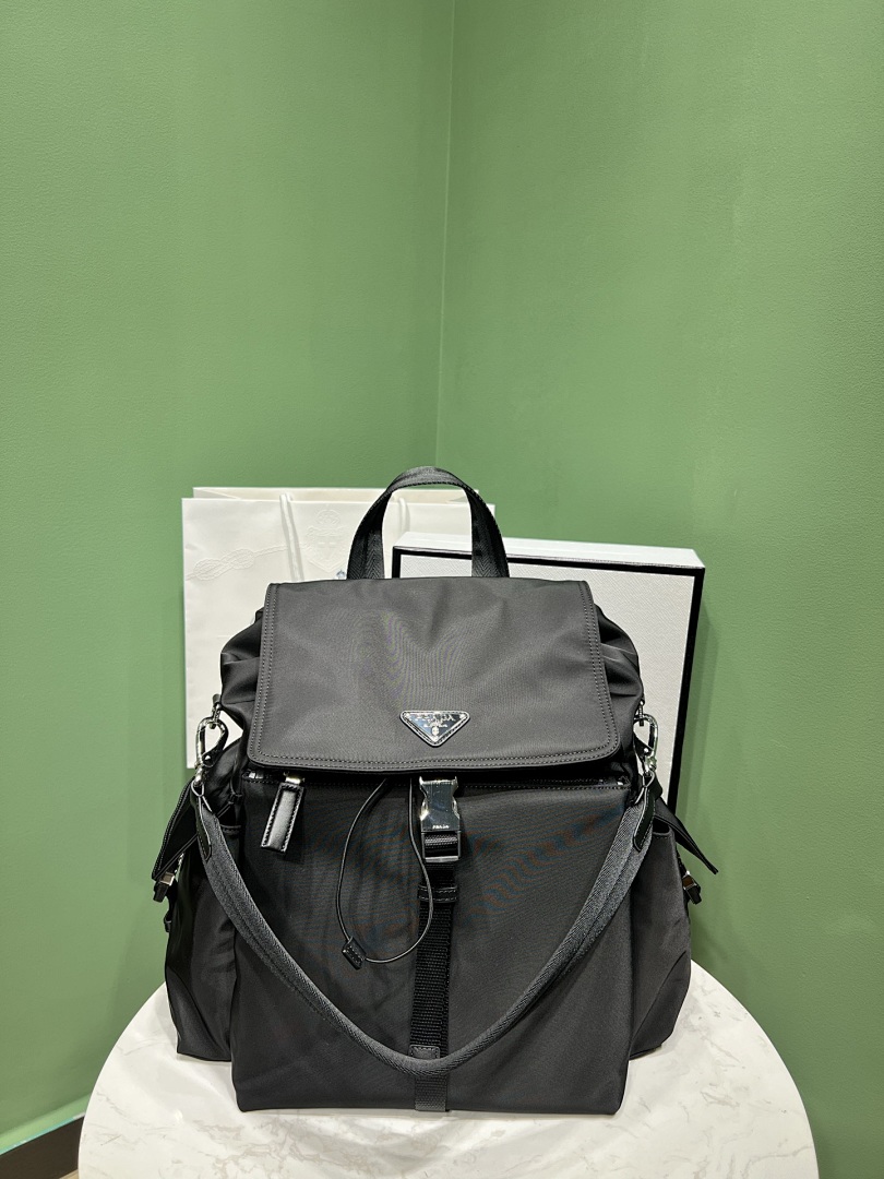 Bag P, photo 1