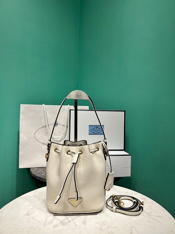 Bag P, photo 1