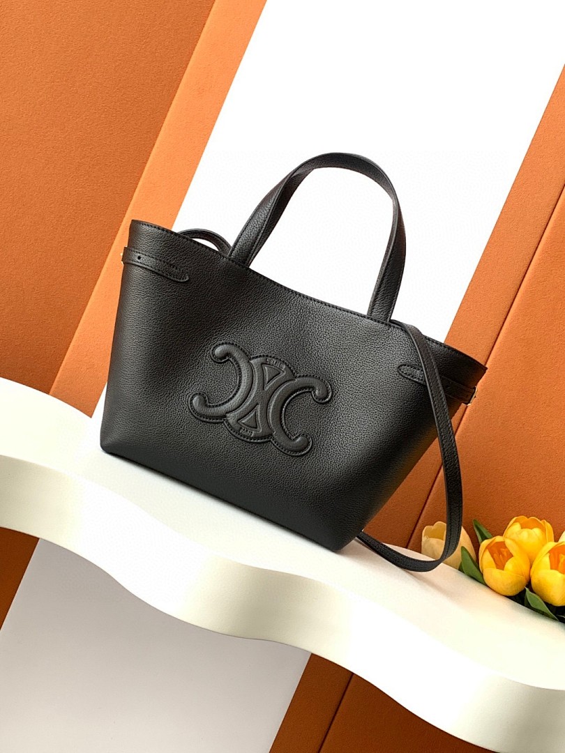 Bag C, photo 1