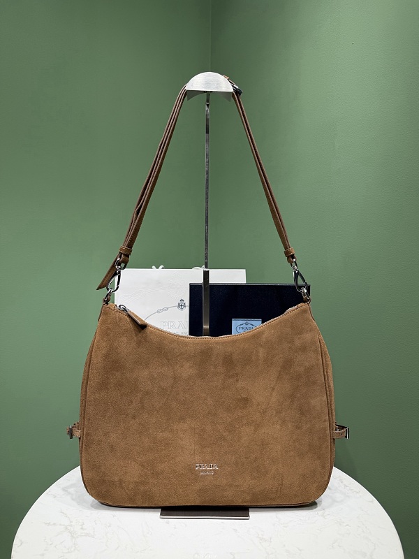 Bag P, photo 1