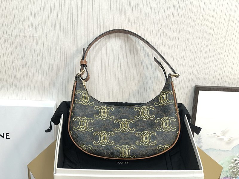Bag C, photo 1