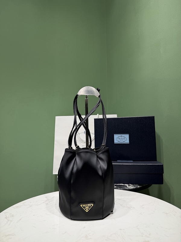 Bag P, photo 1