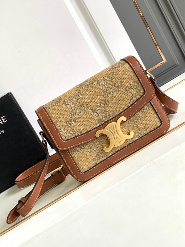 Bag C, photo 1