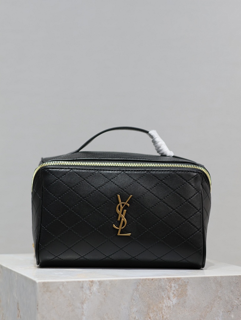 YS, photo 1