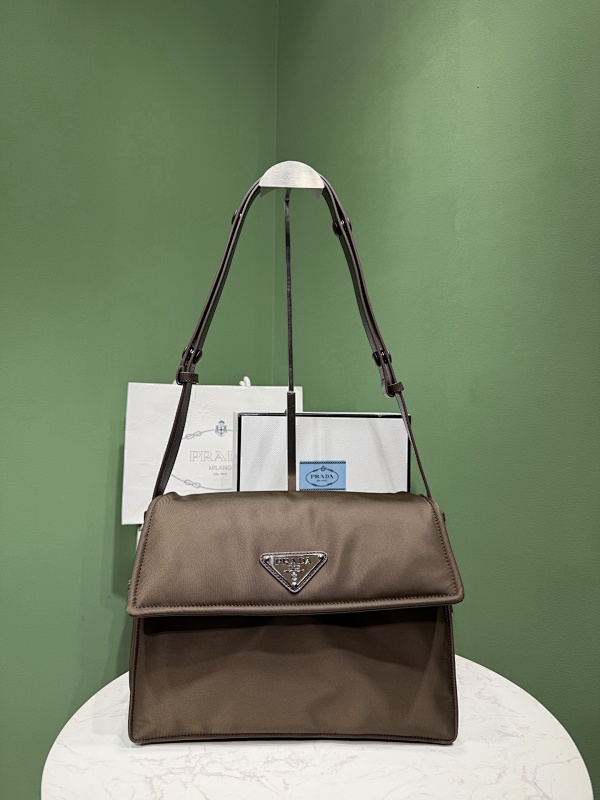 Bag P, photo 1