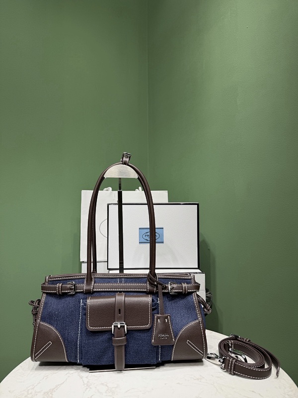 Bag P, photo 1
