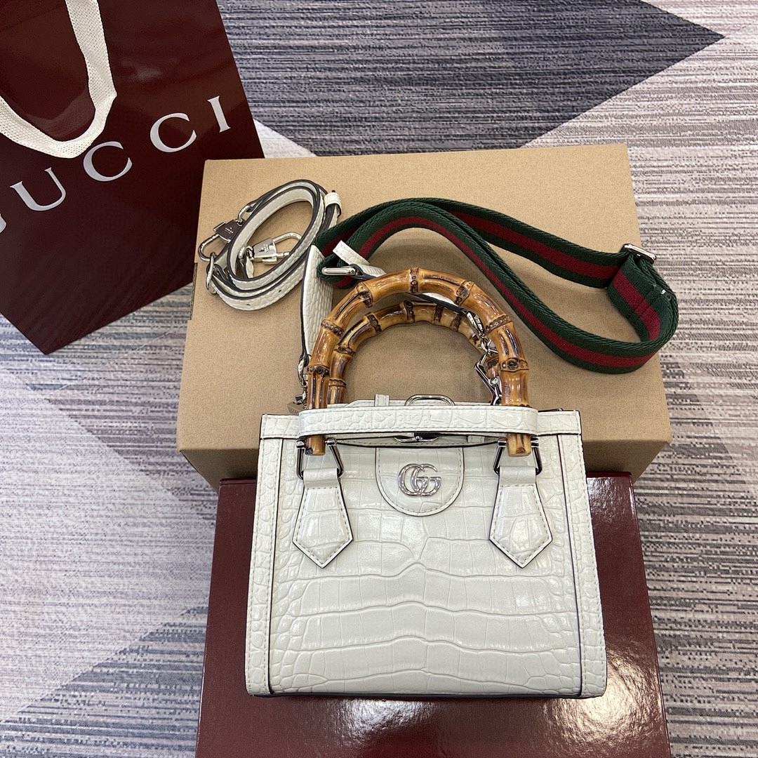 Bag G, photo 1
