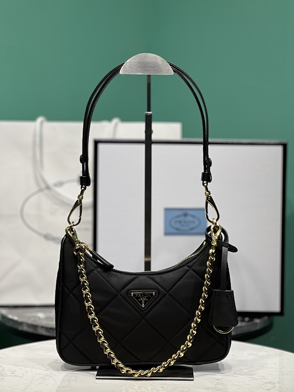 Bag P, photo 1