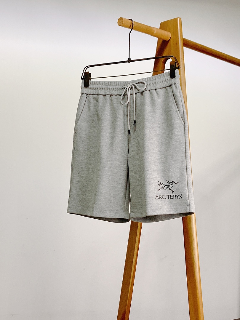 Arc'teryx Arc'teryx, photo 1