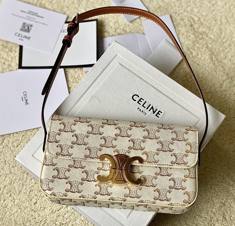 Bag C, photo 1