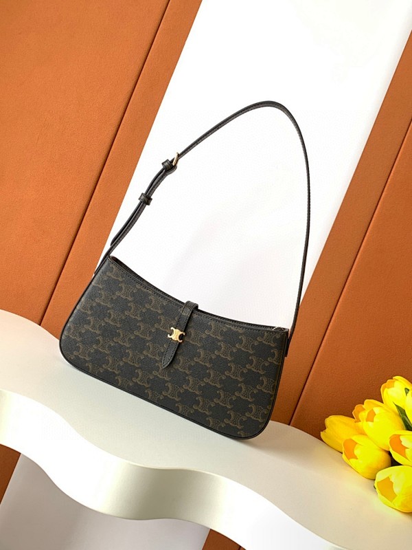 Bag C, photo 1