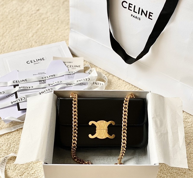 Bag C, photo 1