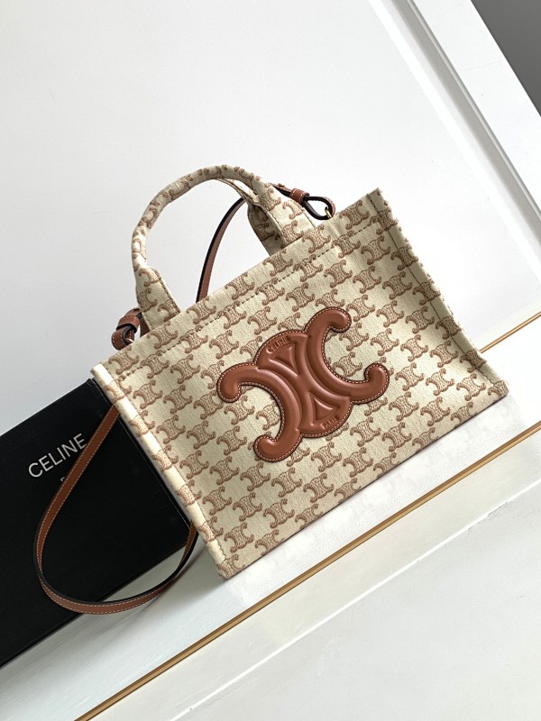 Bag C, photo 1