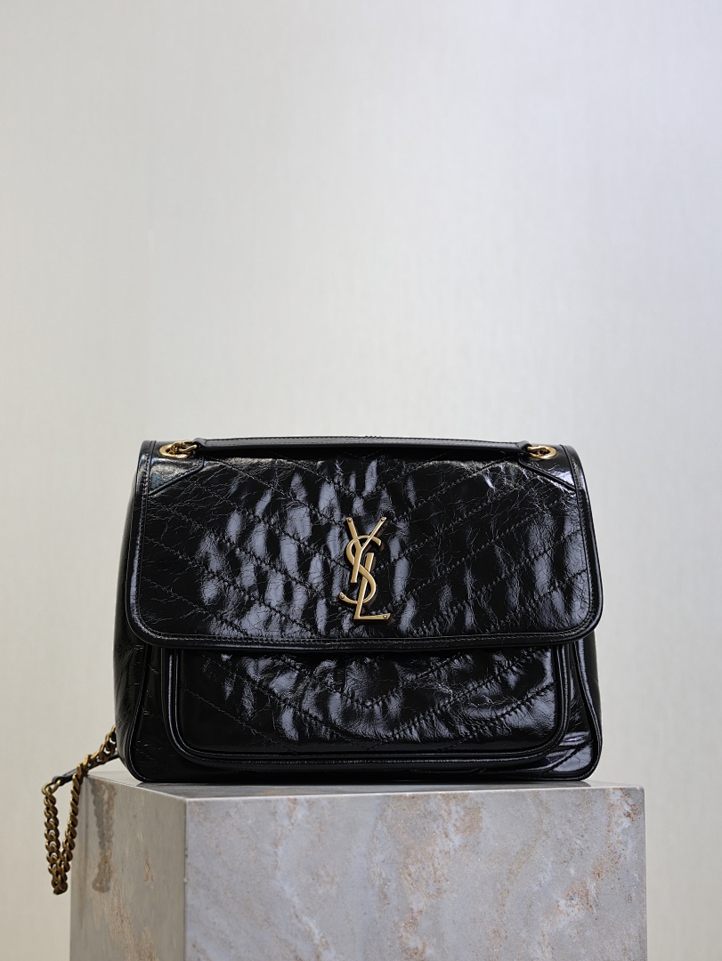 YS, photo 1