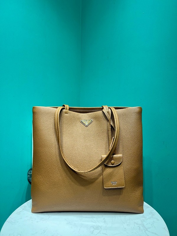 Bag P, photo 1