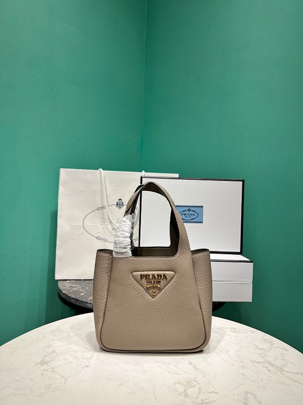 Bag P, photo 1