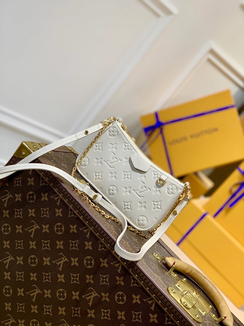 Bag L, photo 1