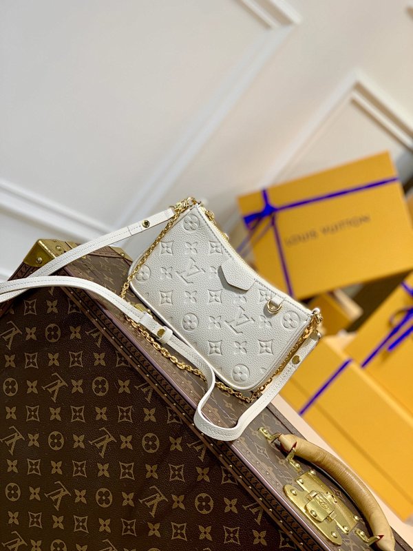Bag L, photo 1