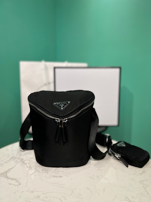 Bag P, photo 1