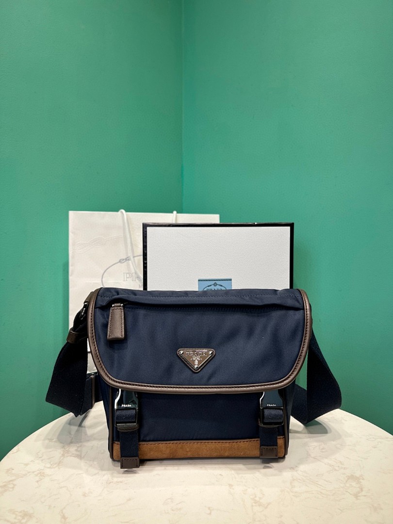 Bag P, photo 1
