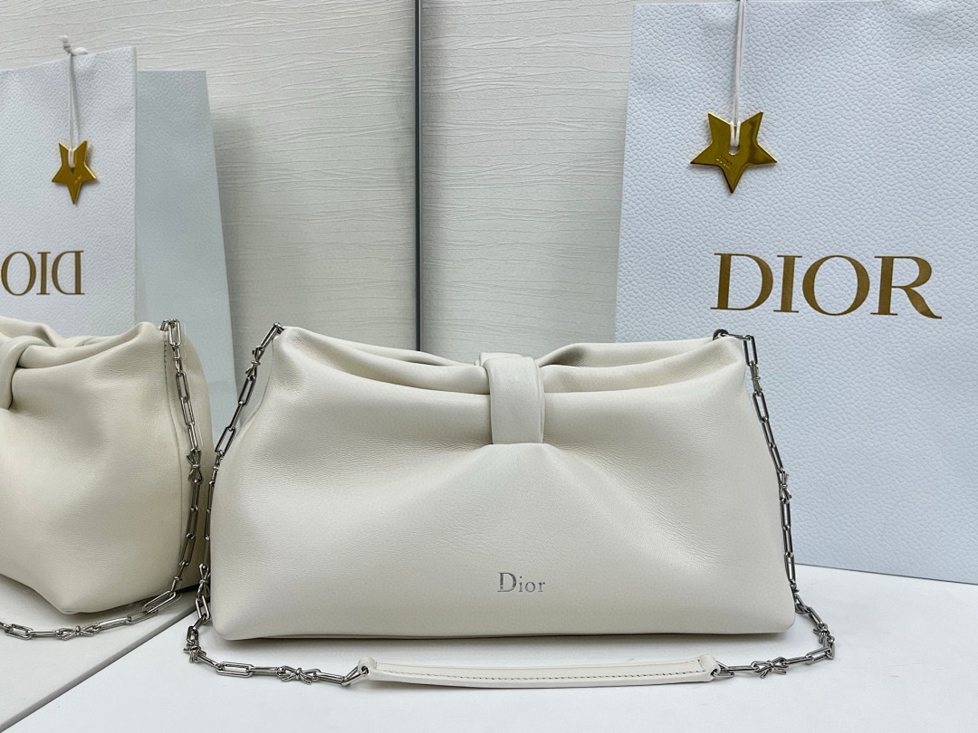 D, photo 1
