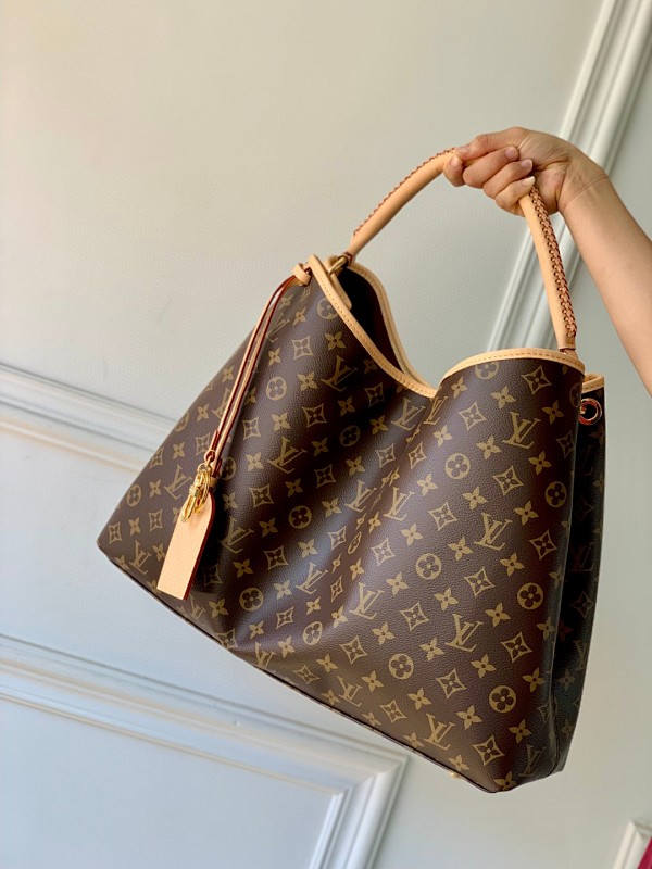 Bag L, photo 1