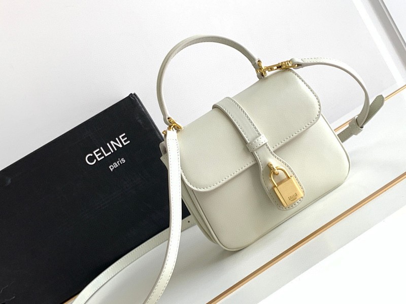 C, photo 1
