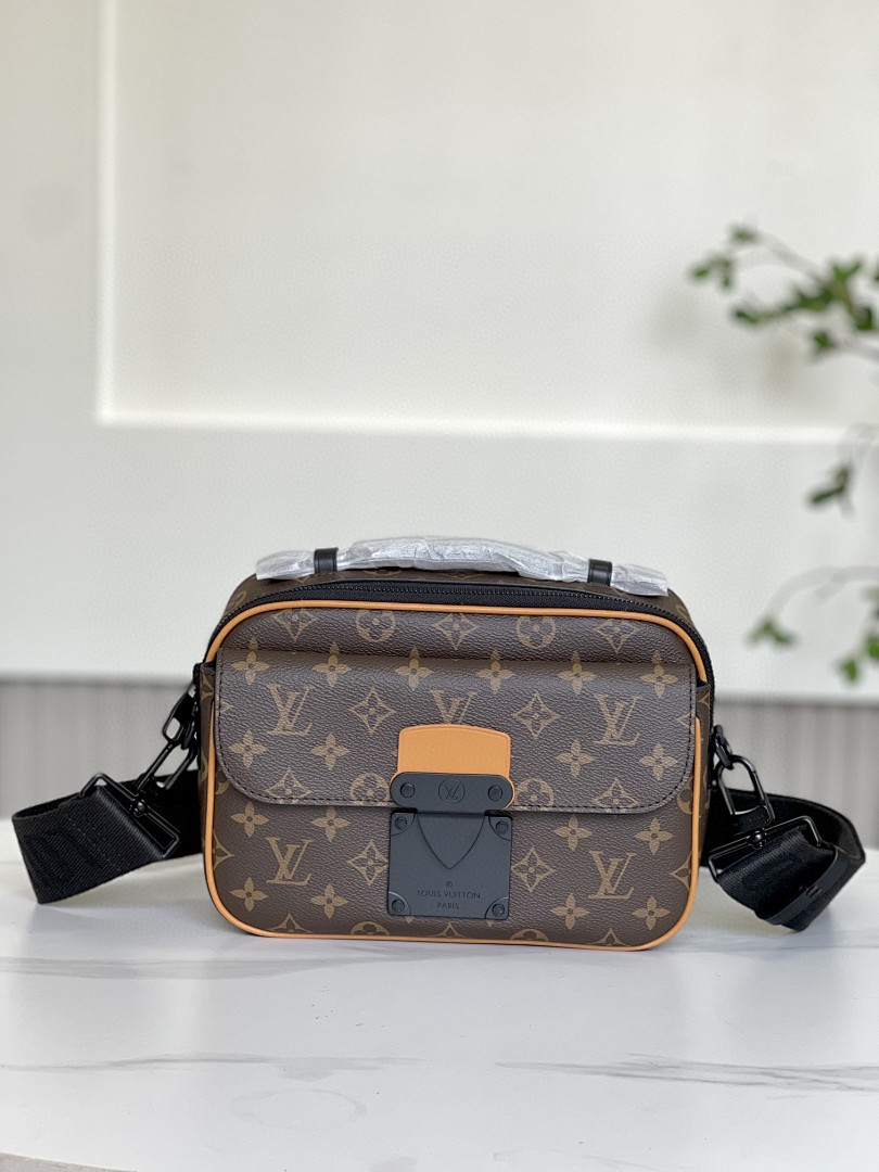 Bag L, photo 1