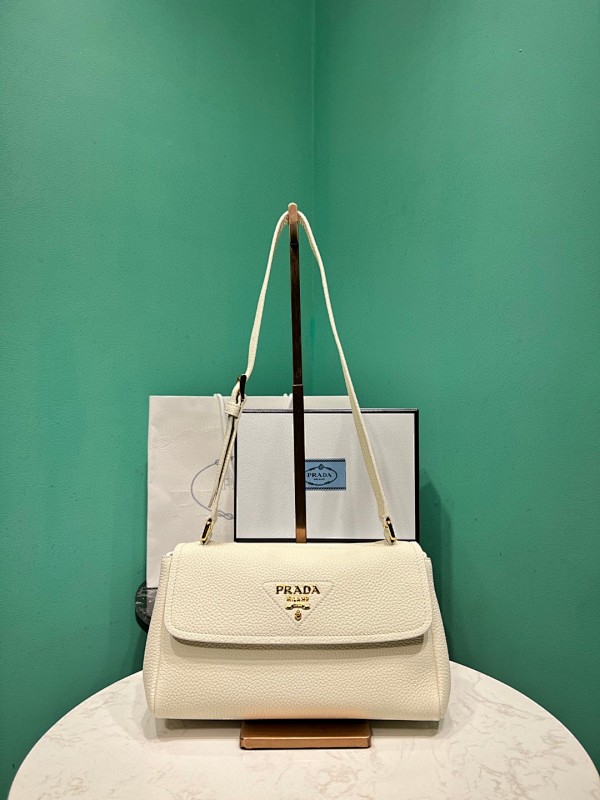 Bag P, photo 1