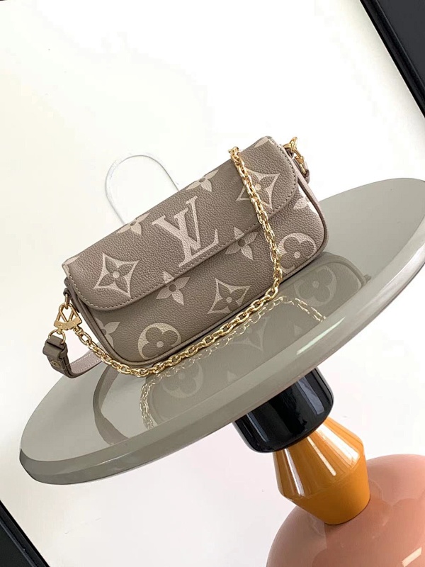 Bag L, photo 1